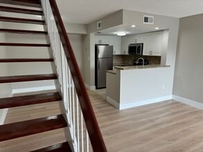 Building Photo - 510 NW 86th Pl