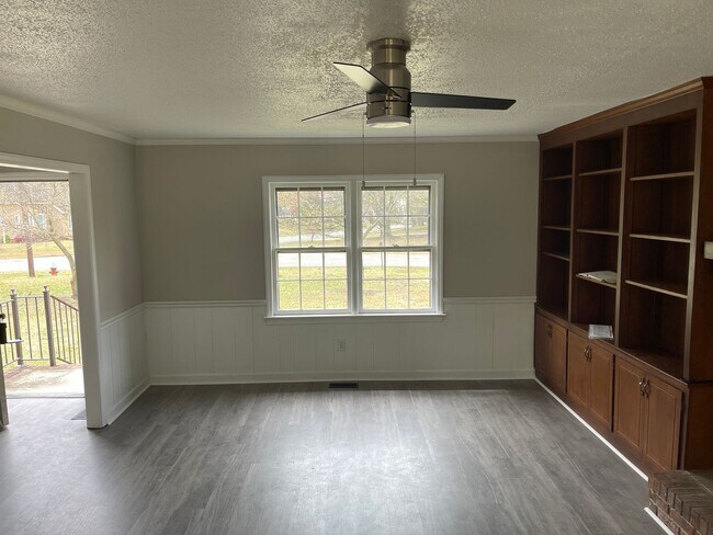 Foto del edificio - 3 Bedroom Brick House in Nashville