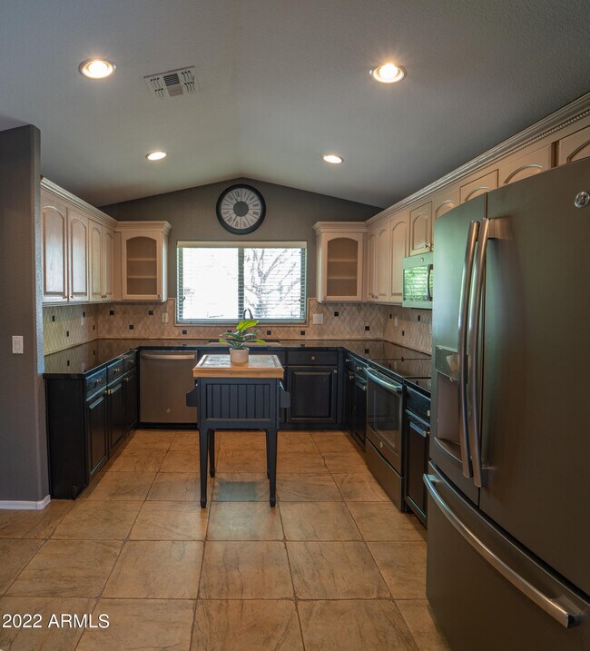 Foto del edificio - 5027 E Duane Ln