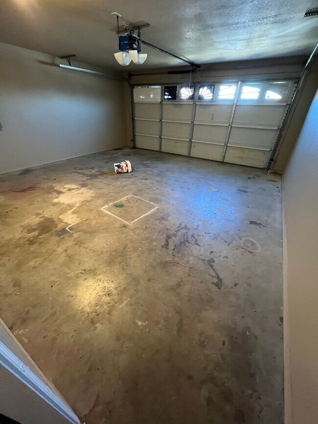 Foto del edificio - Nice 3 Bed 2 Bath house in new housing division off Northridge Drive