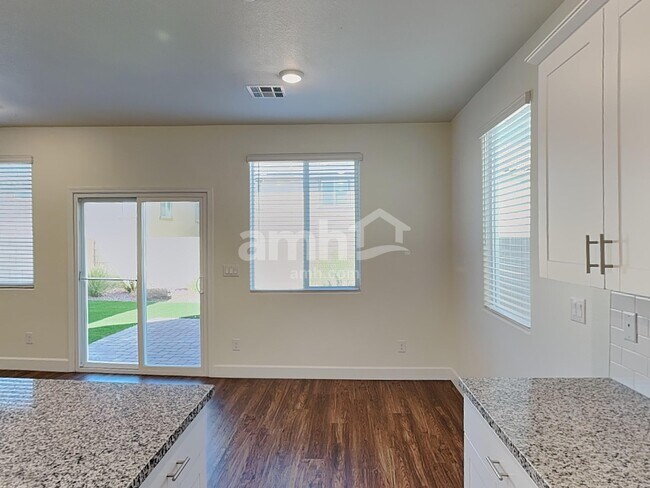 Foto del edificio - 72 Cabaletta Ln