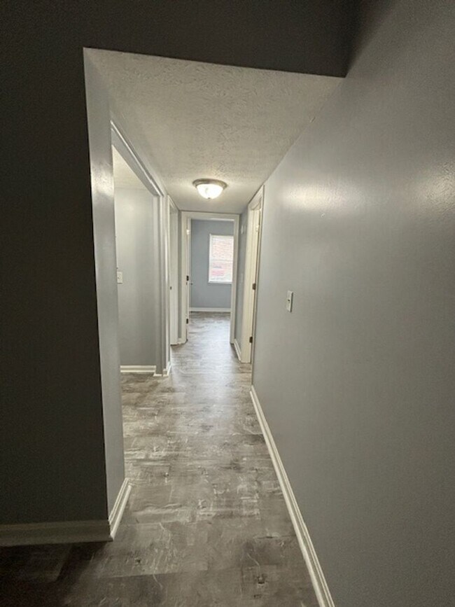 Foto del edificio - 1590 Illinois Rd.