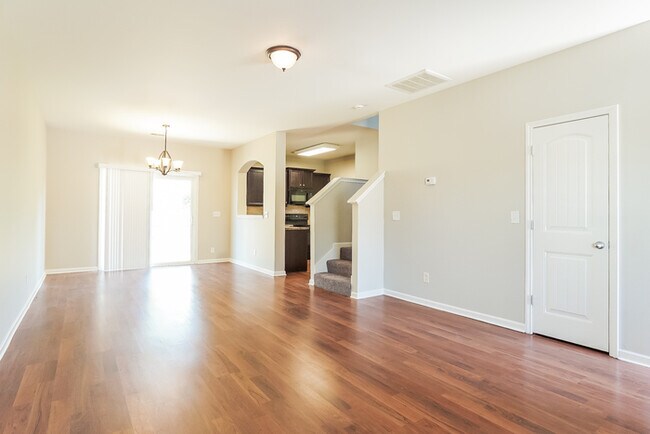 Foto del edificio - Spacious 2-Story Living with Covered Patio in Calera