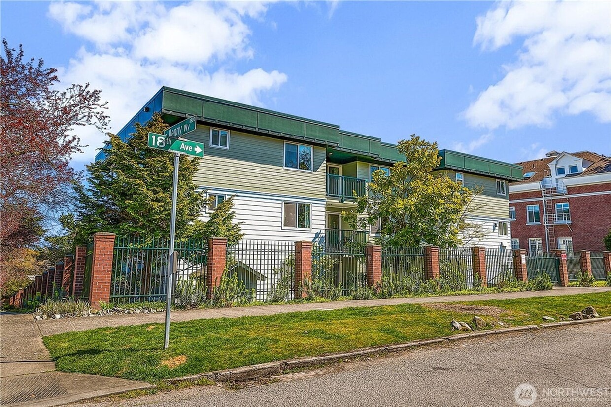 Building Photo - 1Bd/1Ba Seattle Condo