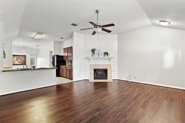 Building Photo - 2301 Aurora Dr