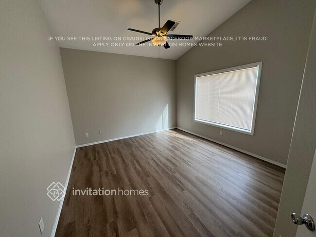 Foto del edificio - 14113 N 126th Ave