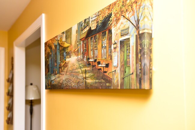 Building Photo - 1489 Deleston St