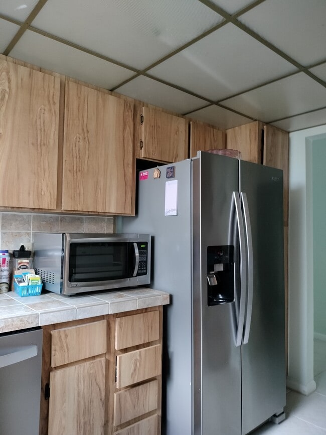 Building Photo - 8617 Pluto Ter