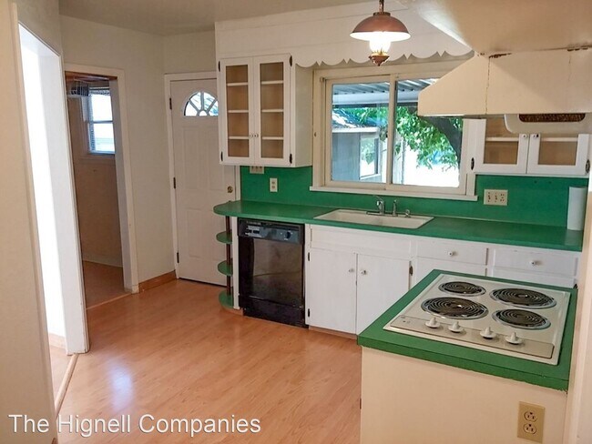 Building Photo - 3 br, 1.5 bath House - 953 South Street