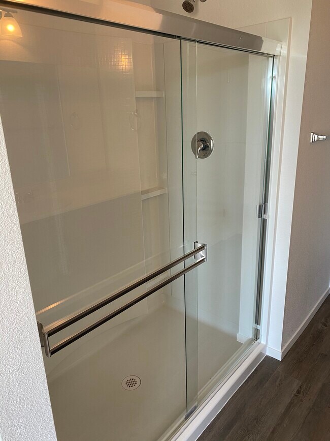 Foto del edificio - 9502 Nautical Mile Rd