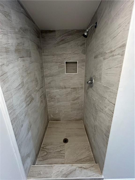 Foto del edificio - 1665 Avon Ave SW