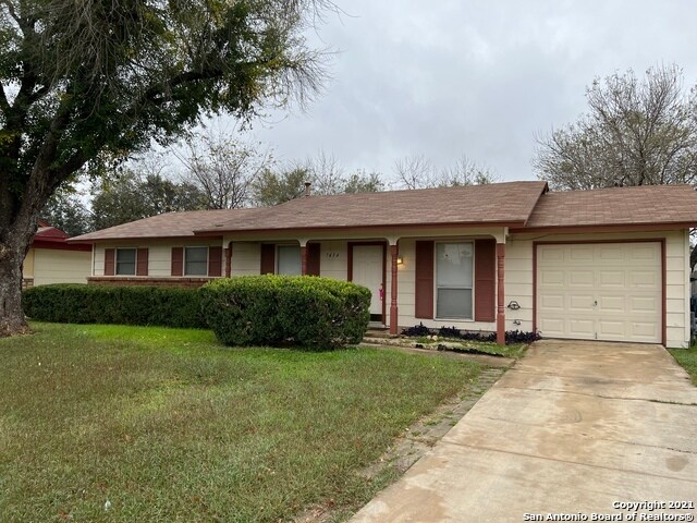 Primary Photo - 7454 Lancewood Dr