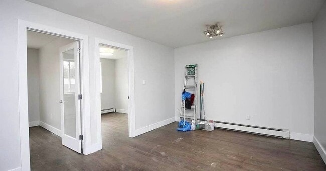 Building Photo - 821 Madison St