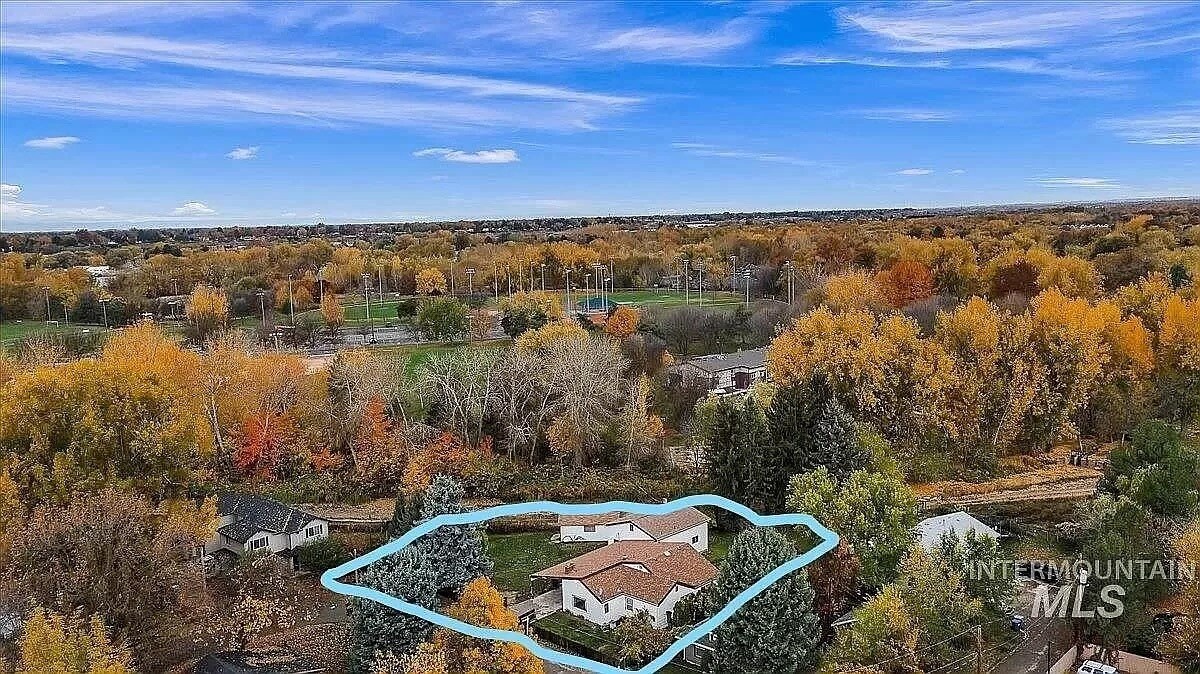 Primary Photo - 1025 N Fargo St