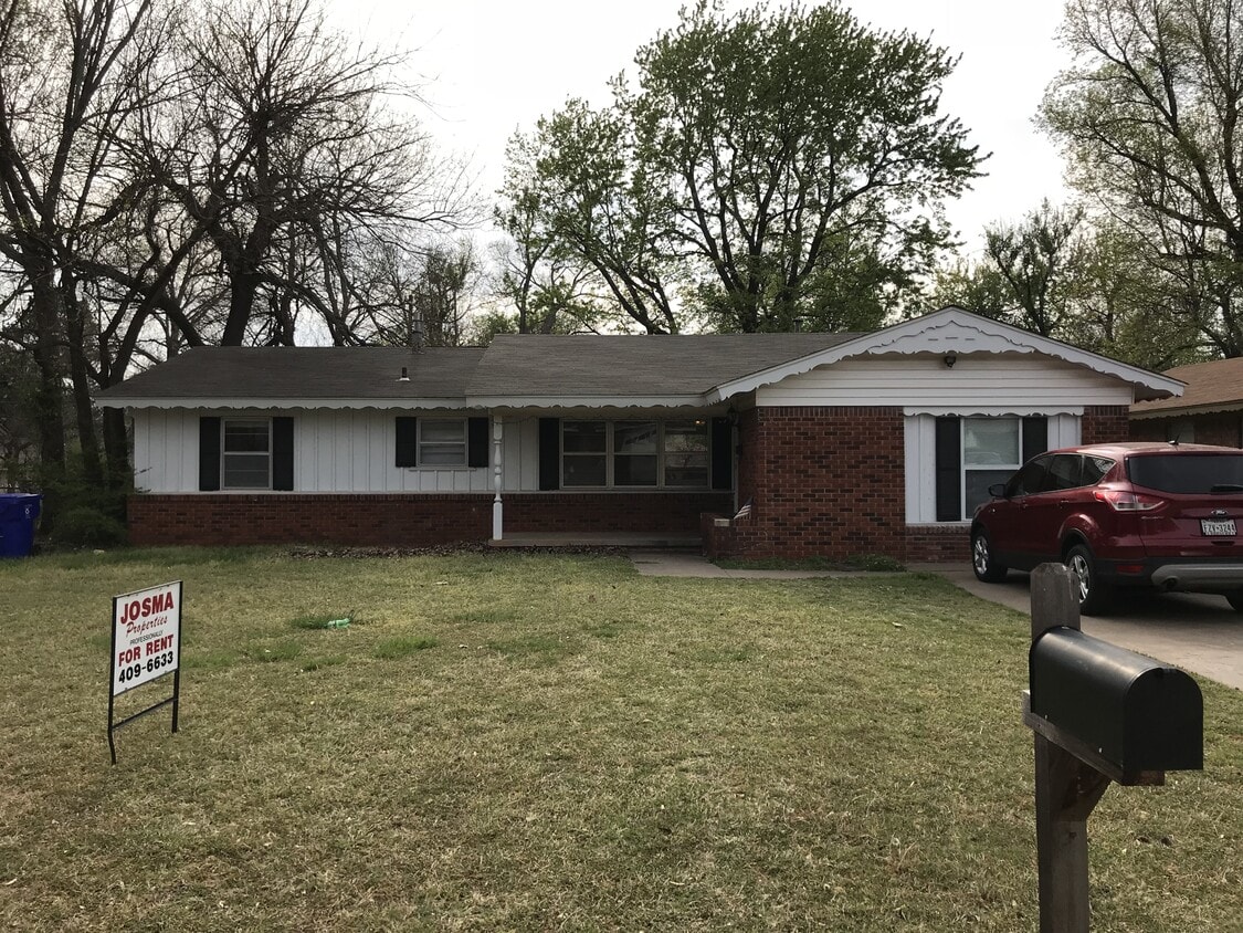 Photo - 1608 Normandie Dr (Norman, OK)