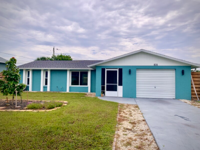 Primary Photo - 531 Azure Rd