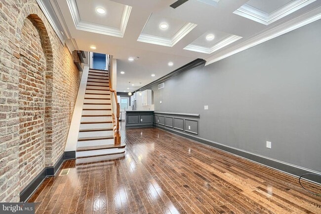 Building Photo - 118 W Fort Ave