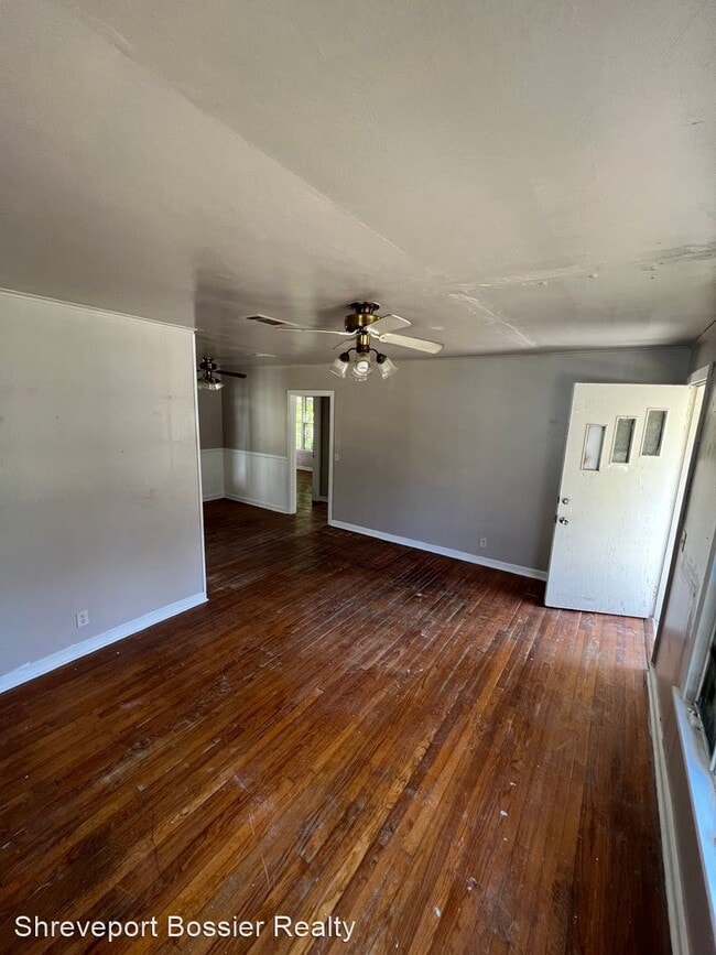 Building Photo - 2 br, 1 bath House - 912 Drexel St