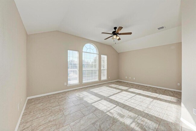 Foto del edificio - 2351 Wright Cir