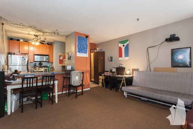 Foto del edificio - 740 S Federal St