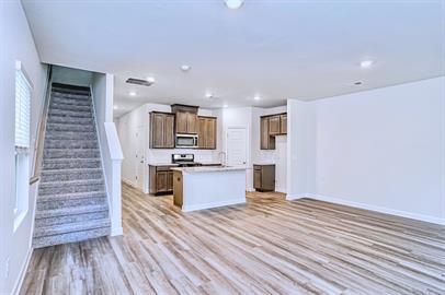 Photo - 206 Telford Dr Townhome