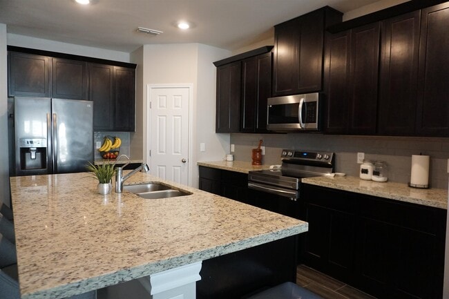 Building Photo - 1610 Alborada Dr.