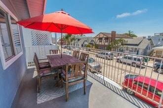 Building Photo - 310 Alvarado Pl