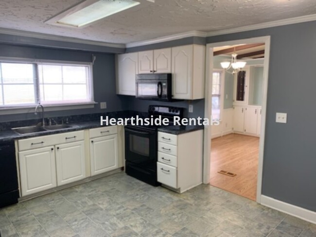 Building Photo - **3 Bedroom 2 Bath Double Wide with Double...