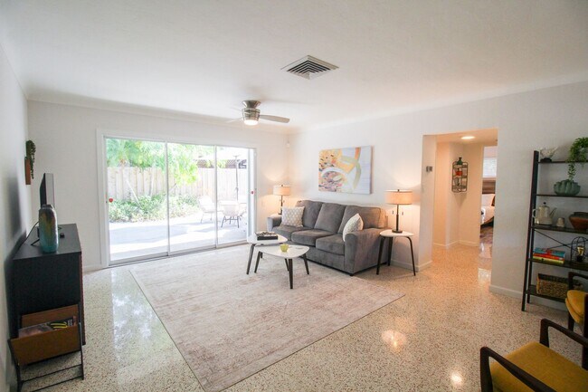 Building Photo - West of Trail Mid-Century Gem with New Designer Kitchen & Oversized Corner Lot