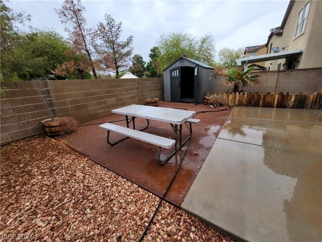 Building Photo - 6213 Capehart Falls St