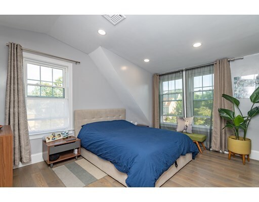 Foto del edificio - 195 School St