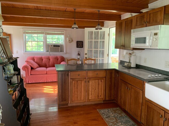 Foto del edificio - 3207 Carpenter Rd
