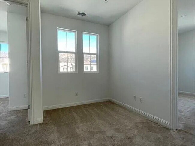 Building Photo - 20814 Oak Springs Ln