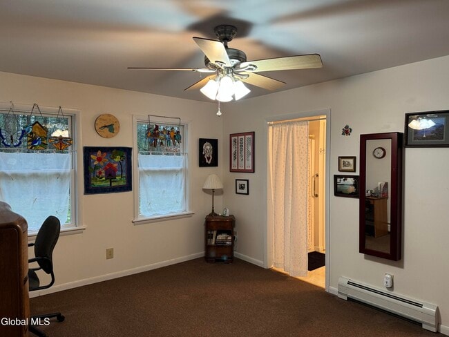 Foto del edificio - 18 Conver Dr