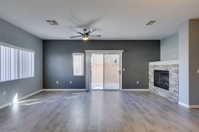 Foto del edificio - 6328 Desert Leaf St