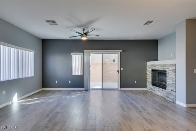 Building Photo - 6328 Desert Leaf St