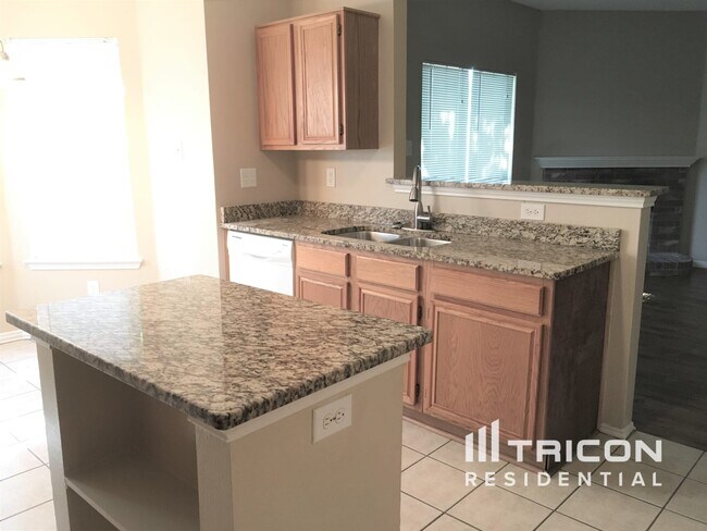 Foto del edificio - 5717 Indian Hill Dr
