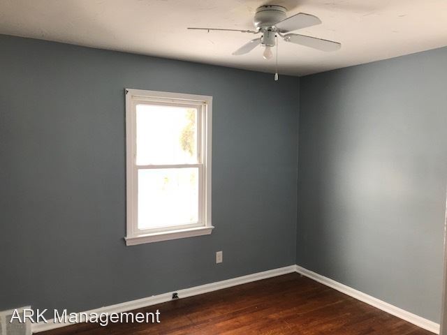 Foto del edificio - 3 br, 1 bath House - 19711 Harvard Ave.