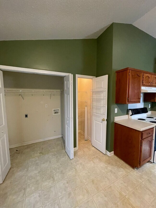 Foto del edificio - 3 BR/ 2 BA OLIVE BRANCH 2 to 3 bath