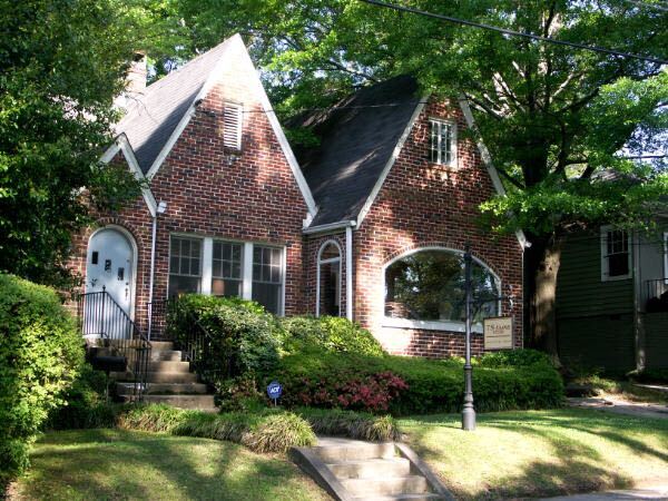 Primary Photo - 3118 E Shadowlawn Ave NE