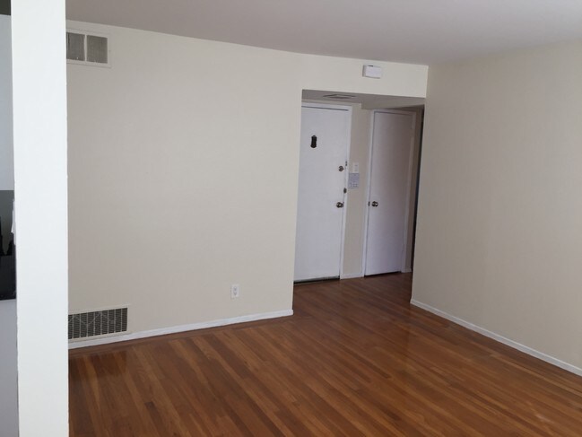 Foto del edificio - 1220 Hayes St