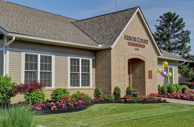 Clubhouse - Arbor Court