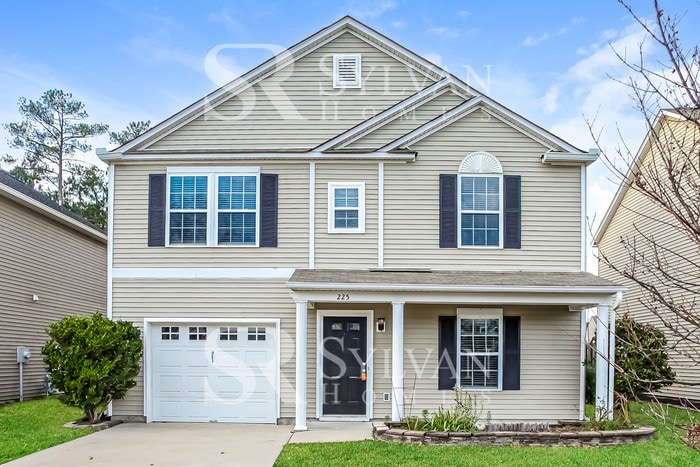 Primary Photo - Fall in love with this beautiful home!