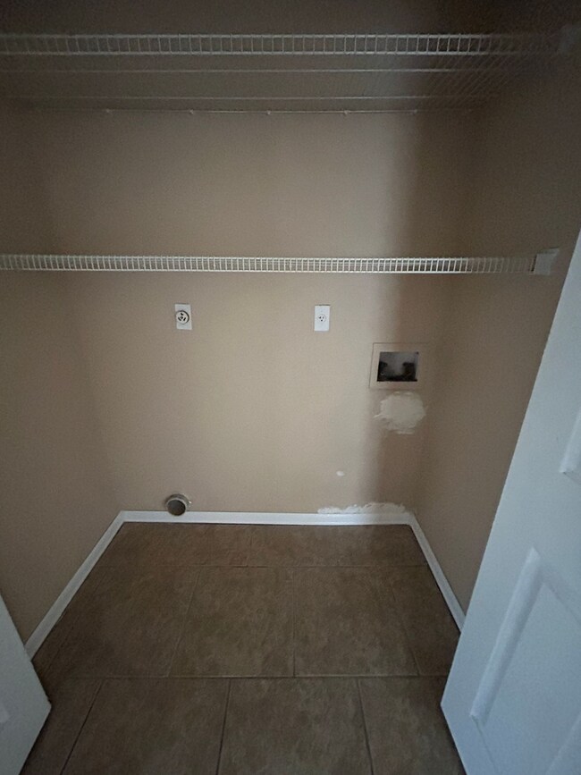 Foto del edificio - 1434 Bramblewood Dr