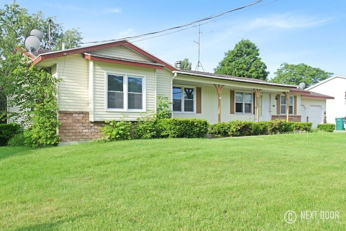 Primary Photo - Quality 3 bed/2 bath With HUGE Backyard!