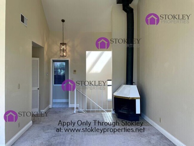Foto del edificio - Stokley Properties Presents 42 Mozden Lane...