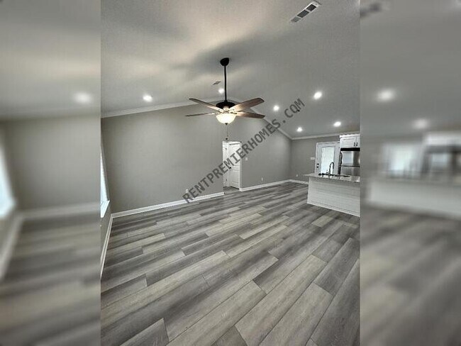 Building Photo - 54 Birchwood Drive