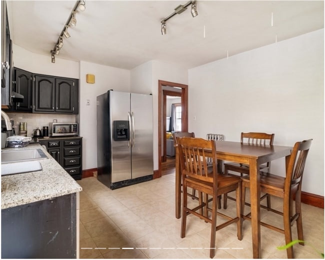 Building Photo - 12 Upland Rd