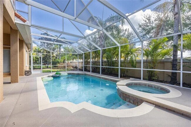 Foto del edificio - 20115 Shady Hill Ln