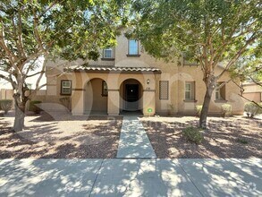 Building Photo - 139 E Bluejay Dr